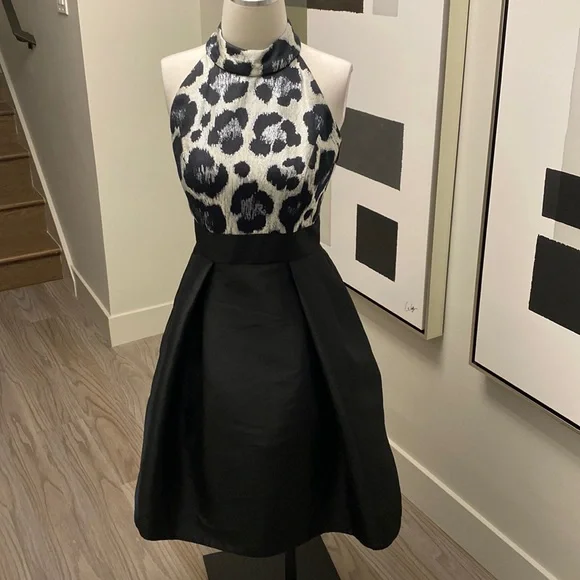 Theia Dresses | Theia Evening Gown That Is Perfect For New Years Eve! | Color: Black/Silver | Size: 4 | Marshapromo's Closet Theia Dresses | Theia Evening Gown That Is Perfect For New Years Eve! | Color: Black/Silver | Size: 4 | Marshapromo's Closet